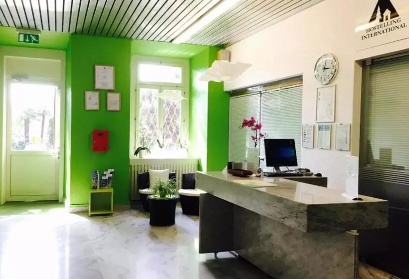 Ostello Montebello   Bellinzona Youth Hostel