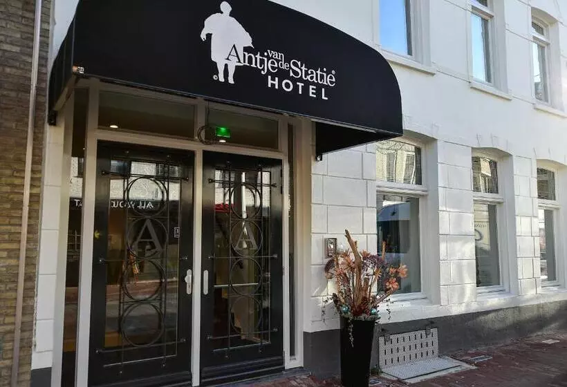 Brasserie Hotel Antje Van De Statie