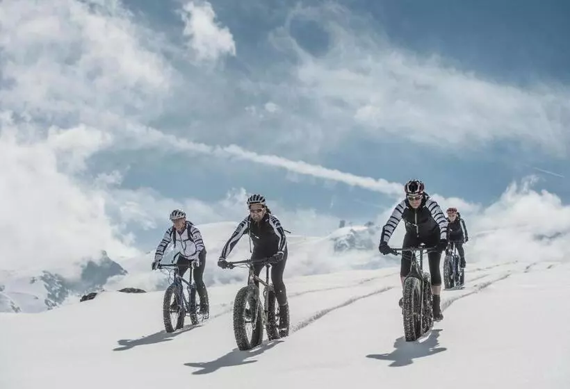 ホテル Alpenclub