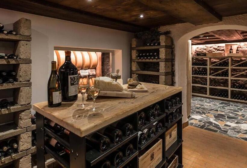 בית מלון כפרי Alpenclub