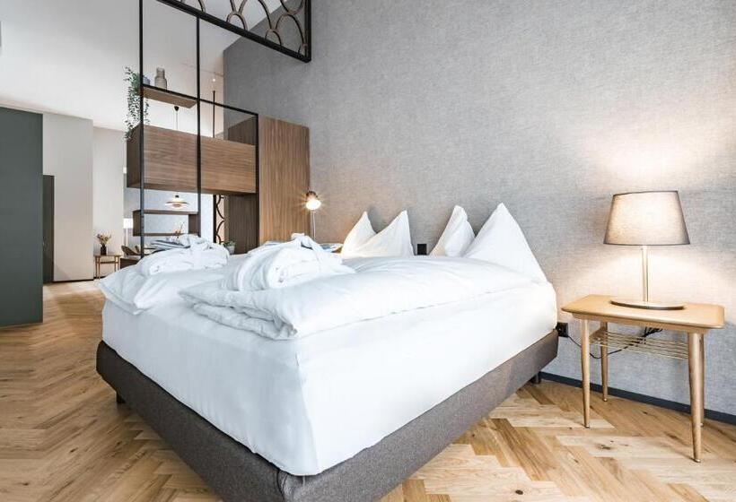 בית מלון כפרי Alpenclub