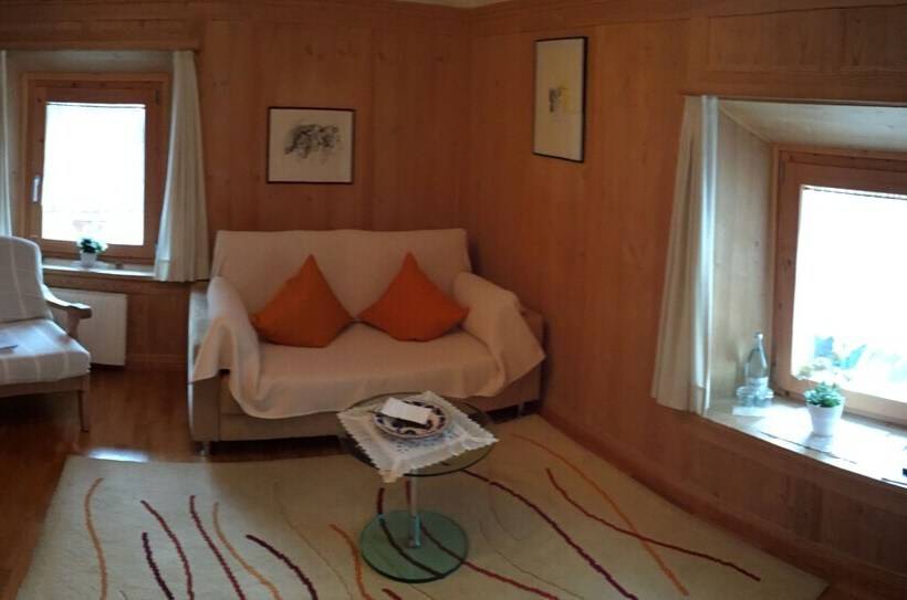 בית מלון כפרי Chasa Sofia