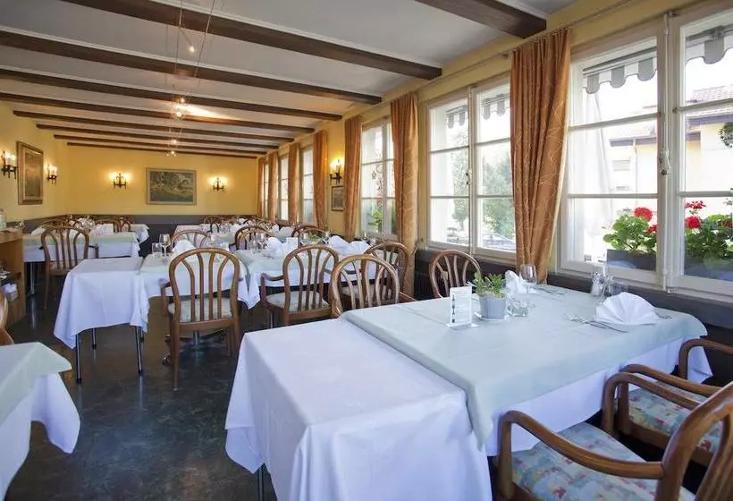 هتل Gasthof Kreuz