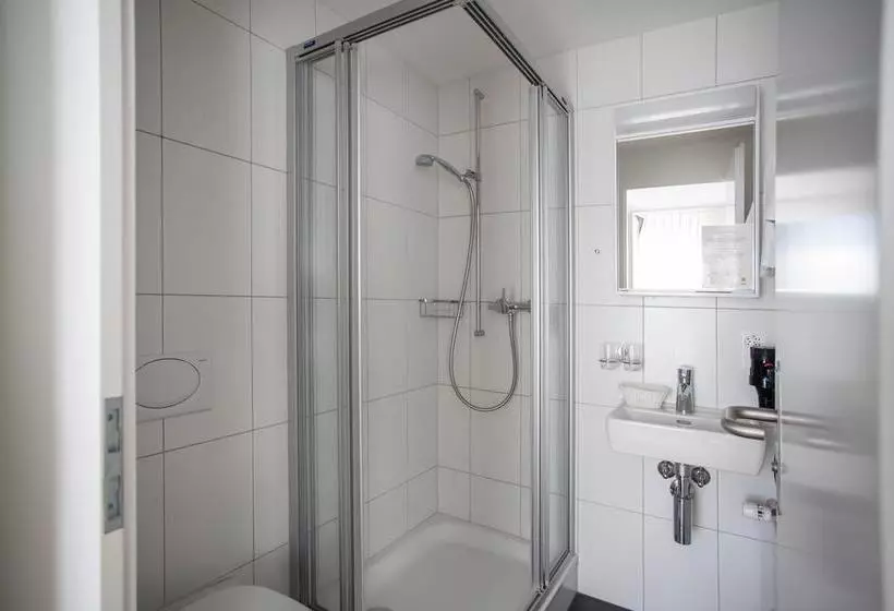 هتل Gasthof Kreuz