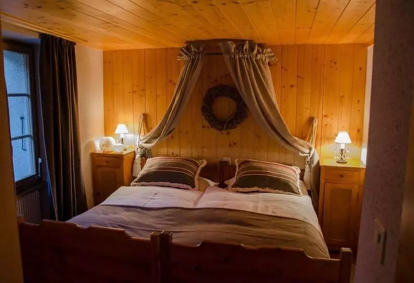 ホテル Hôtel Le Grand Chalet Favre