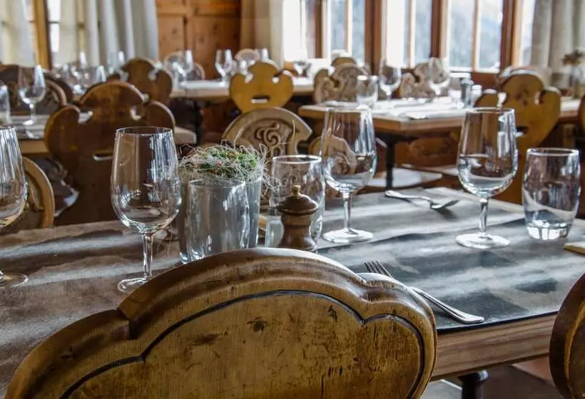 ホテル Hôtel Le Grand Chalet Favre