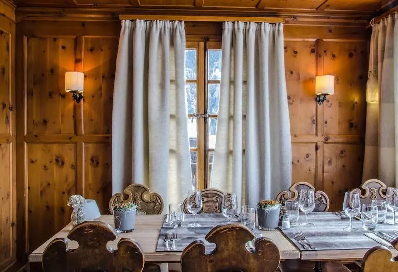 ホテル Hôtel Le Grand Chalet Favre