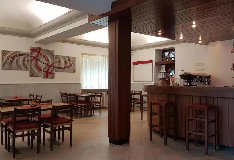 Hotelli Osteria Belvedere