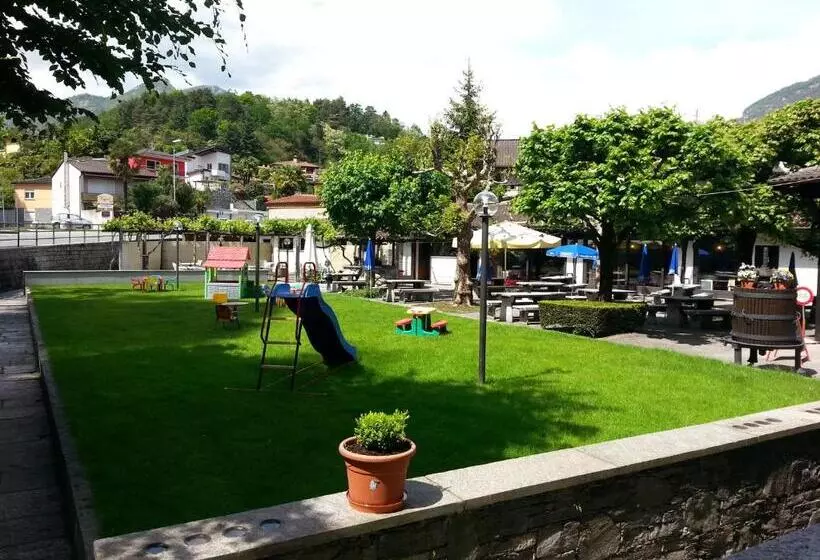 Hotelli Osteria Belvedere