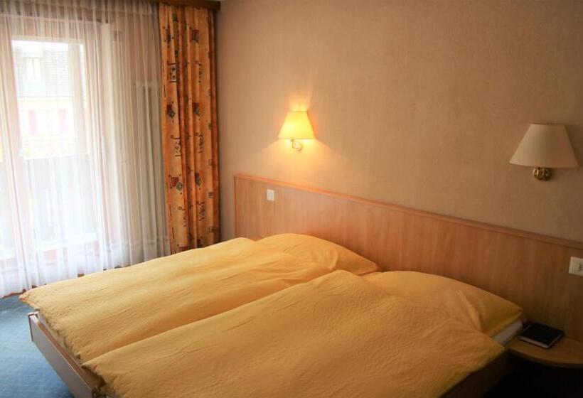 ホテル Petersgrat