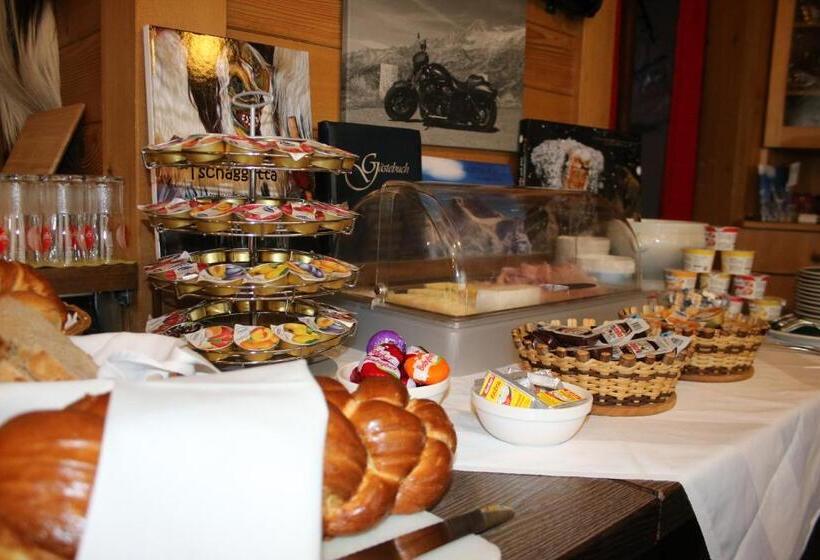 ホテル Petersgrat