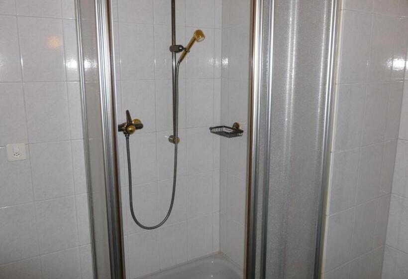 فندق Restaurant Schiff