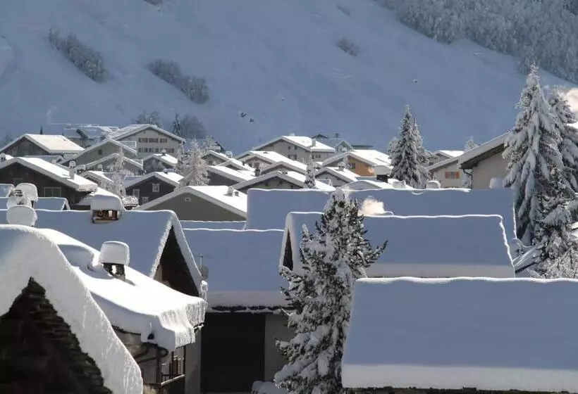 Hotelli Schnider Bed&breakfast Und Café