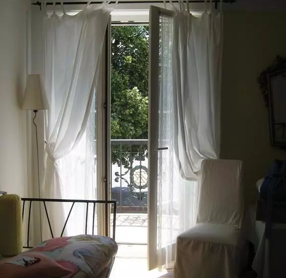 Victor's Bed & Breakfast