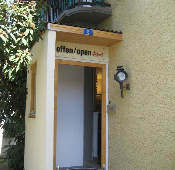 Victor's Bed & Breakfast