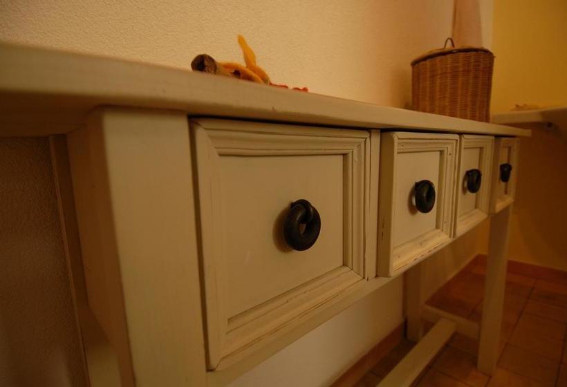 Victor's Bed & Breakfast