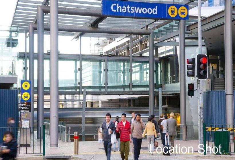 2 Beds Luxury Apartment In The Heart Of Chatswood12