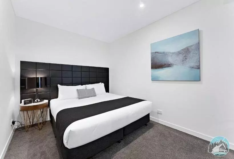 2 Beds Luxury Apartment In The Heart Of Chatswood12