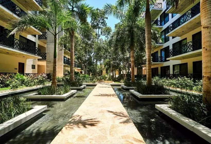 Exclusivo Y Moderno Pool And Gym
