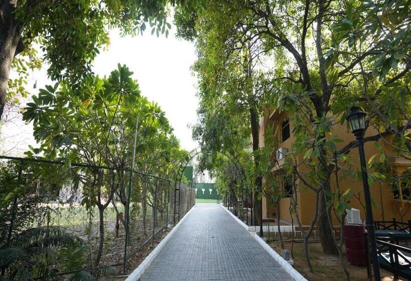 호텔 Azizaa Resort And Spa, Jaipur