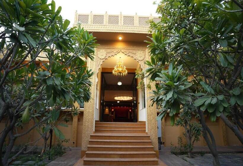 호텔 Azizaa Resort And Spa, Jaipur