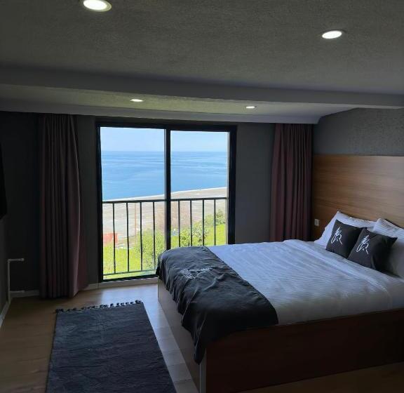 ホテル Bungaport Luxury Bungalows&suits