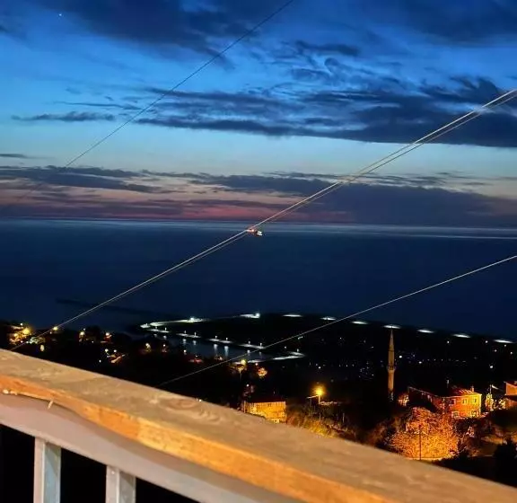 هتل Bungaport Luxury Bungalows&suits