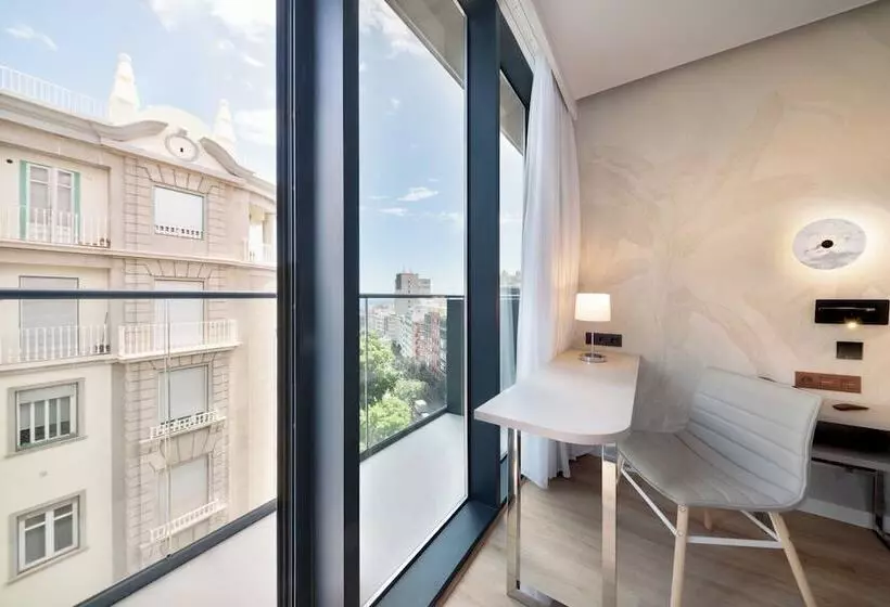 Hotelli Innside by Meliá Tenerife Santa Cruz