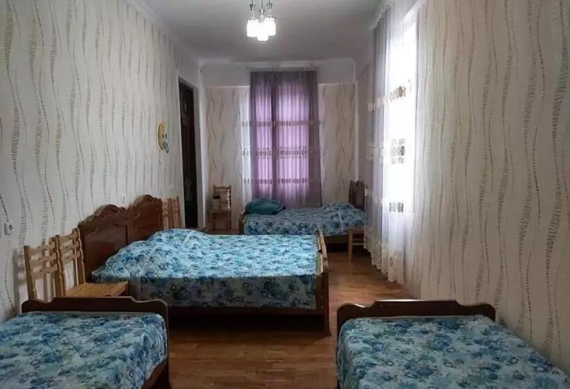 پانسیون Martvili Canyon Room For Up To 6 Guests