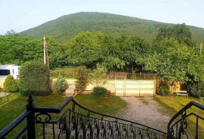 پانسیون Martvili Canyon Room For Up To 6 Guests