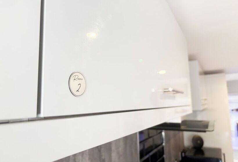 カプセルホテル Lymm Living