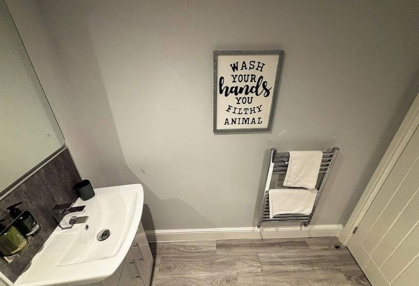 カプセルホテル Lymm Living