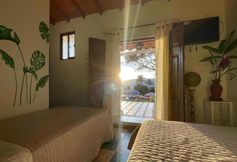 Отель La Cabaña Eco