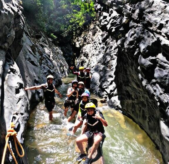 Отель La Cabaña Eco