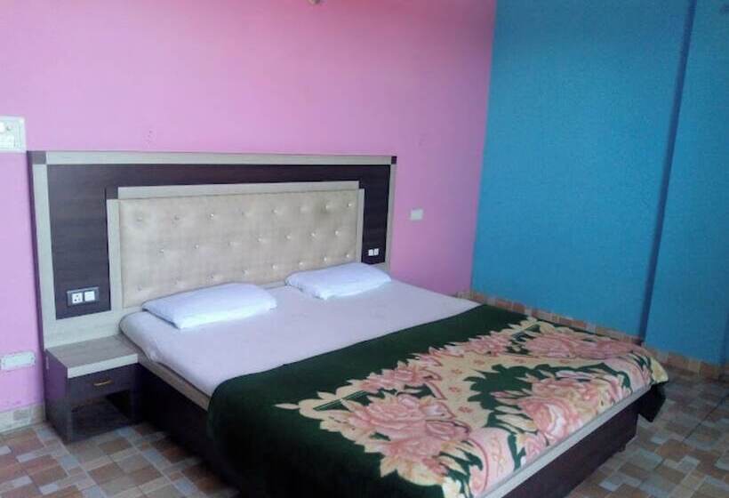 Goroomgo Hotel Dolphin Dalhousie