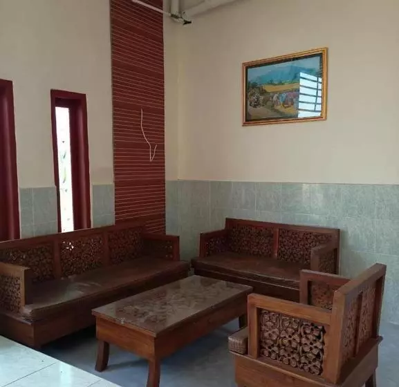 Hotelli Spot On 93965 Ibrahim Guest House Syariah