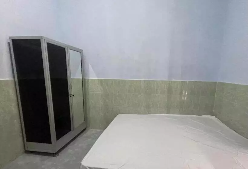 Hotelli Spot On 93965 Ibrahim Guest House Syariah