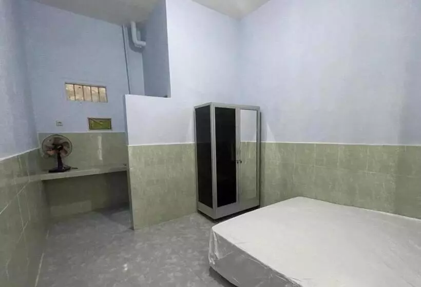 Hotelli Spot On 93965 Ibrahim Guest House Syariah