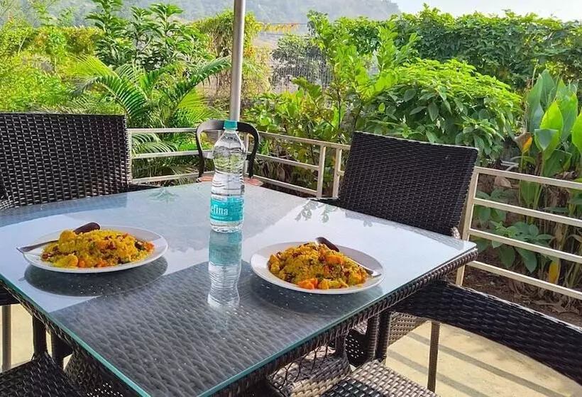 Shikra Mountains & Hills Resort