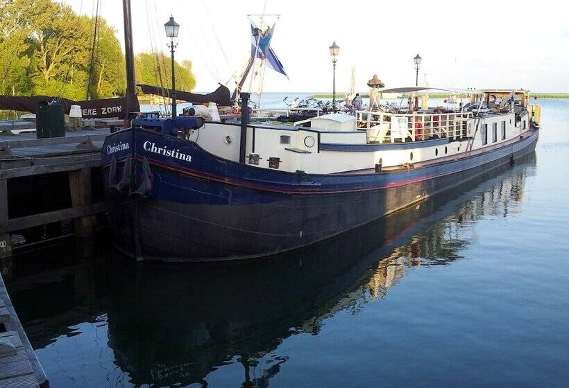 Albergue Amsterdam Hotelboat