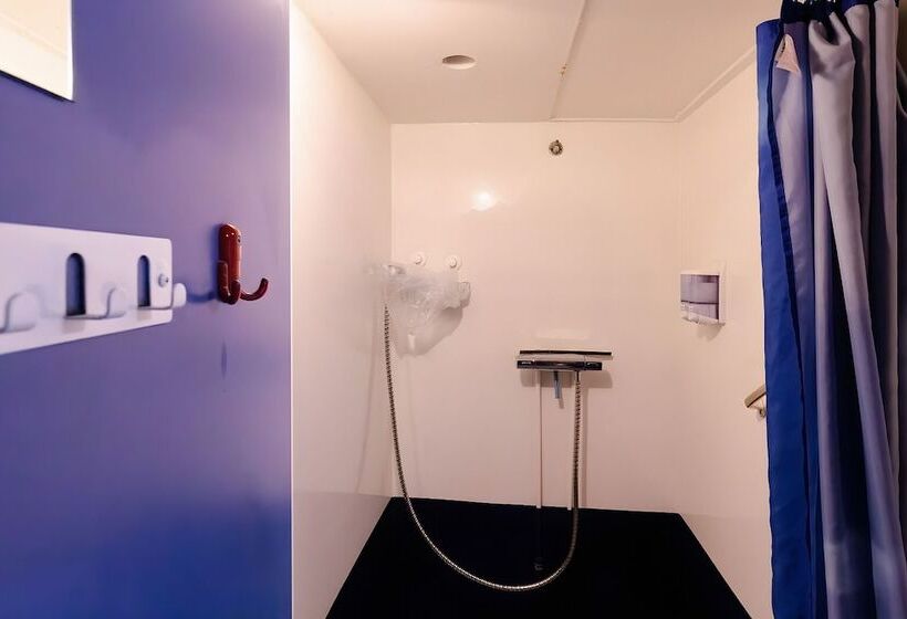 Albergue Amsterdam Hotelboat