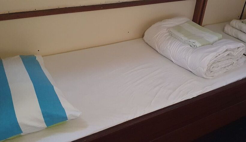 Albergue Amsterdam Hotelboat