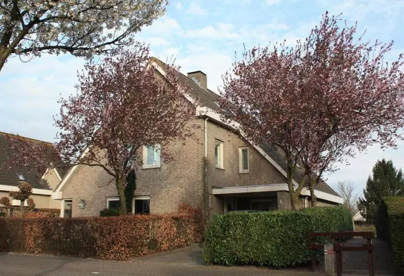 تختخواب و صبحانه Magnolia Appartement