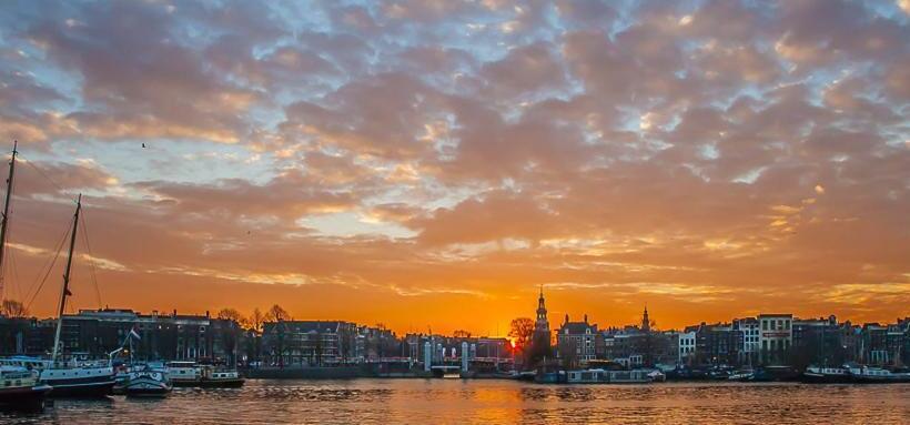 تختخواب و صبحانه The Panorama Suite