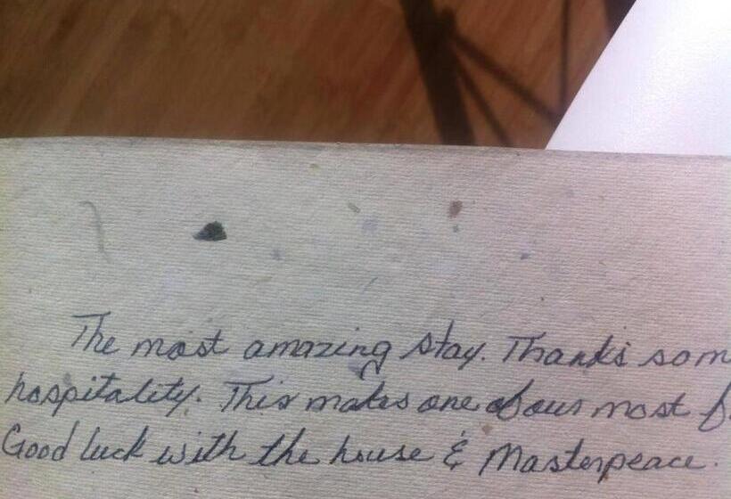 تختخواب و صبحانه The Panorama Suite