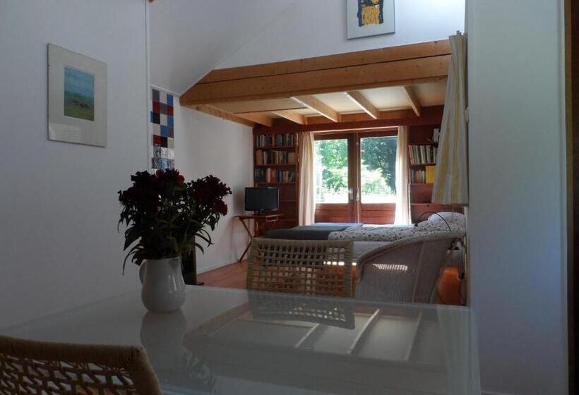 Bed and Breakfast Tussen De Tuinen