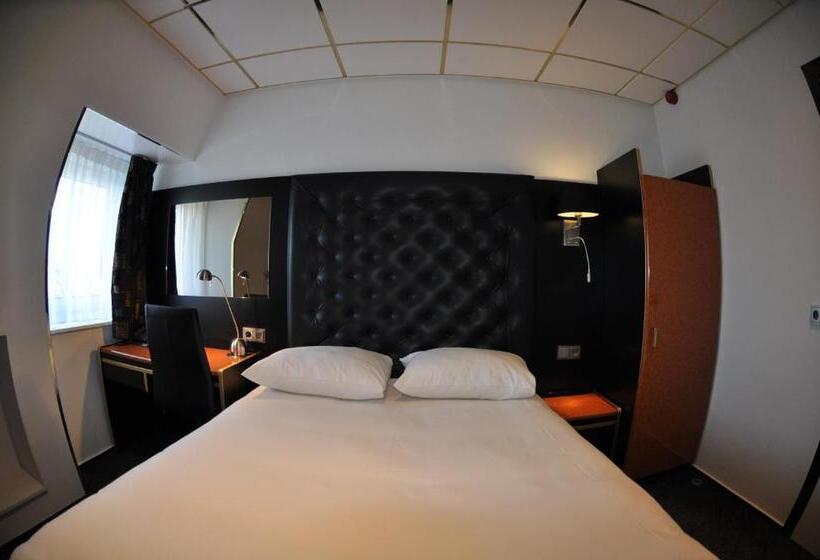 Budget Hotel Le Beau Rivage