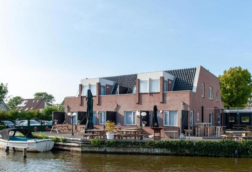 בית מלון כפרי De Watersport Heeg