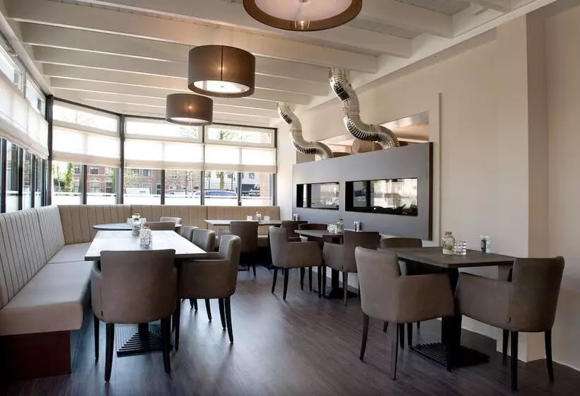 ホテル Restaurant Thuis!