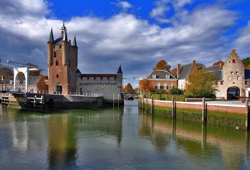 בית מלון כפרי Van Oppen